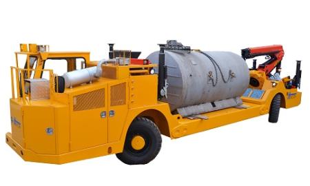Self-propelled installation for auxiliary works with crane manipulator Hencon Transvers Handler 4WD4WS