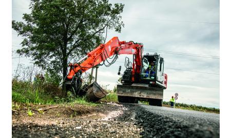 HITACHI ZX140W-3 wheel excavator